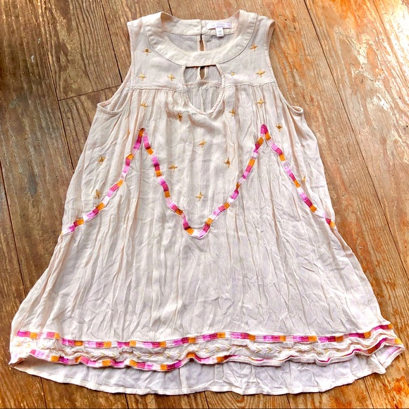 Lauren Conrad Fairy Top - Picture 2 of 7